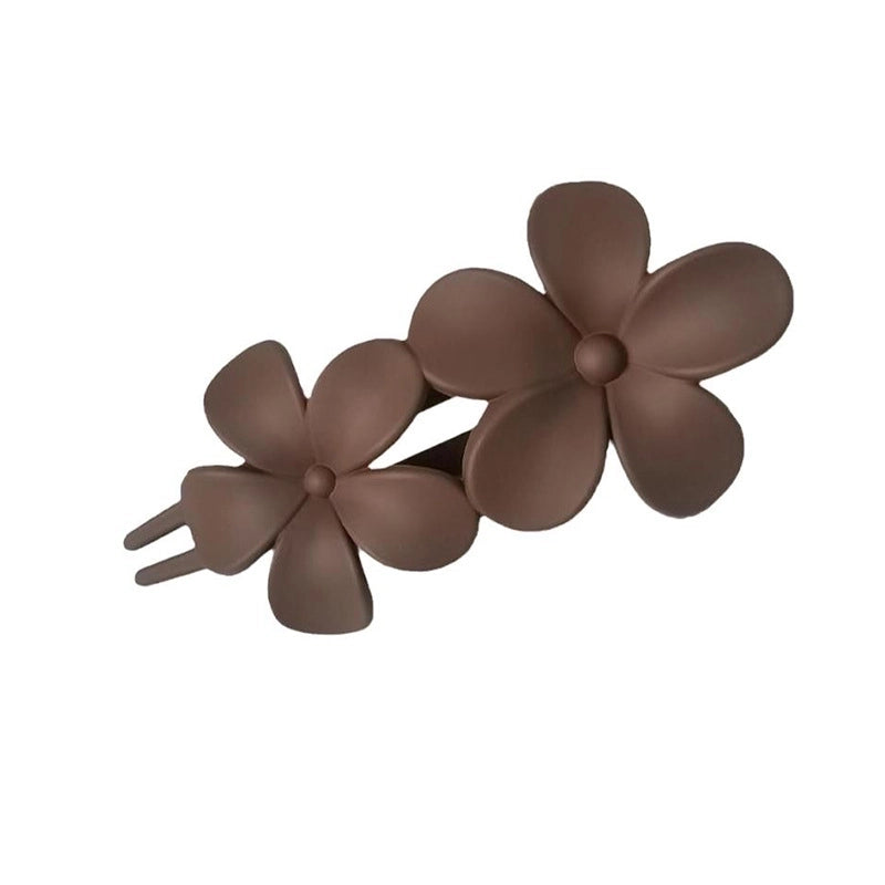 Minimalist Solid Color Flower Plastic Hair Clip