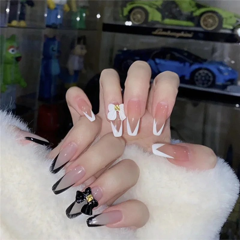 24pcs White Butterfly False Nail Patch Glue Type Removable Long Paragraph Fashion Manicure Coffin Fake Nail Patch Ballerina Art-Nail Inspo