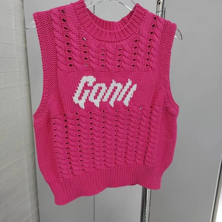  Letter Jacquard Bright Hollow Short Sleeveless Knit Vest