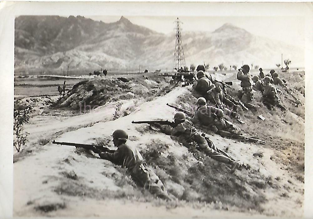 FOUND MILITARY Photo Poster painting Black And White ACTION AND AFTERMATH Korean War 21 44 C