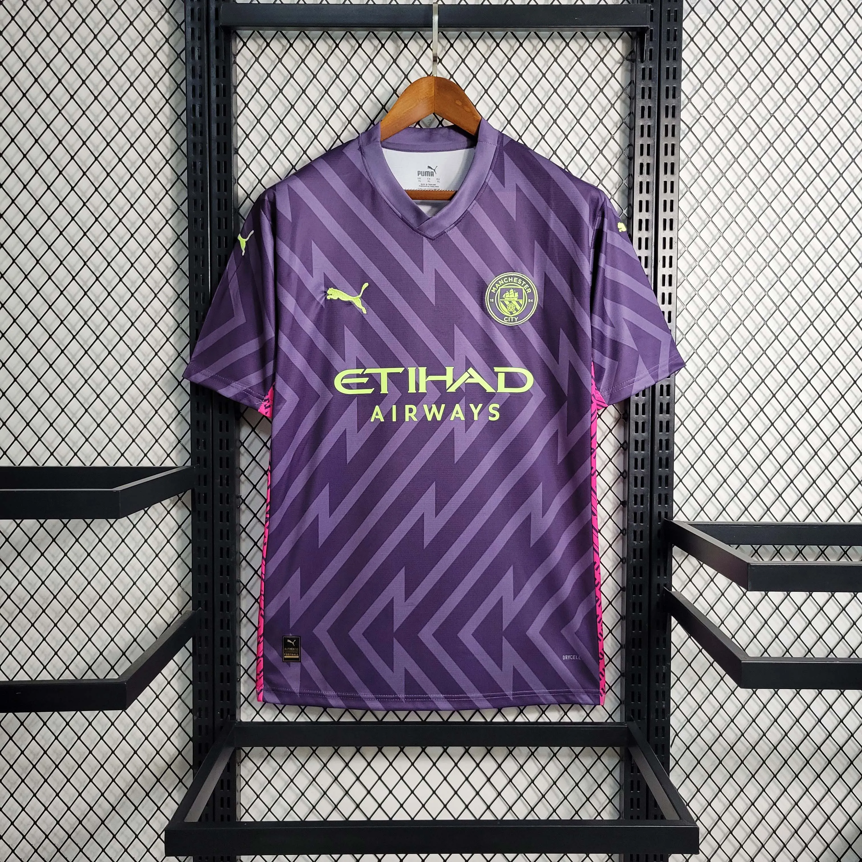 2023-2024 Manchester City Purple GoalkeeperFootball Shirt 1:1 Thai Quality