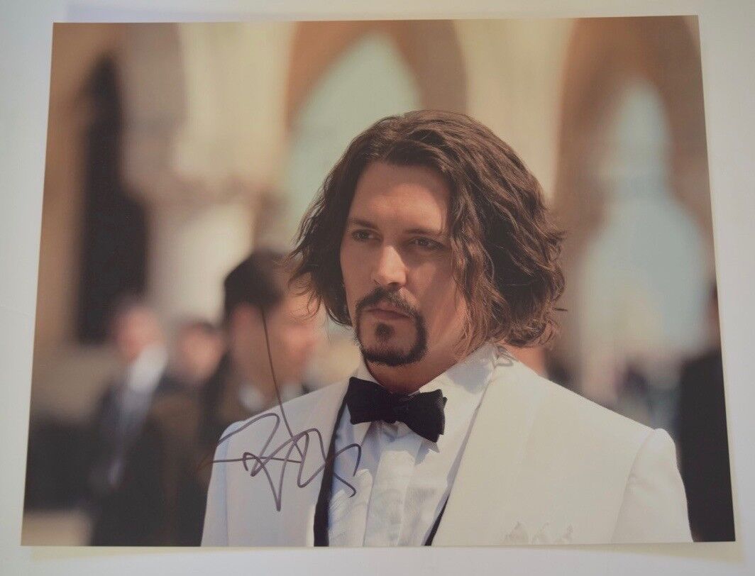 Johnny Depp Signed Autographed 11x14 Photo Poster painting Pirates of the Caribbean COA VD