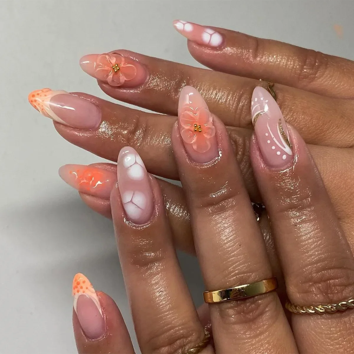 Qinice 24Pcs Sweet Short Almond French False Nails with Glue 3D Wave Nail Pattern Floral Pink Blush Press on Acrylic Nail Manicure Tips