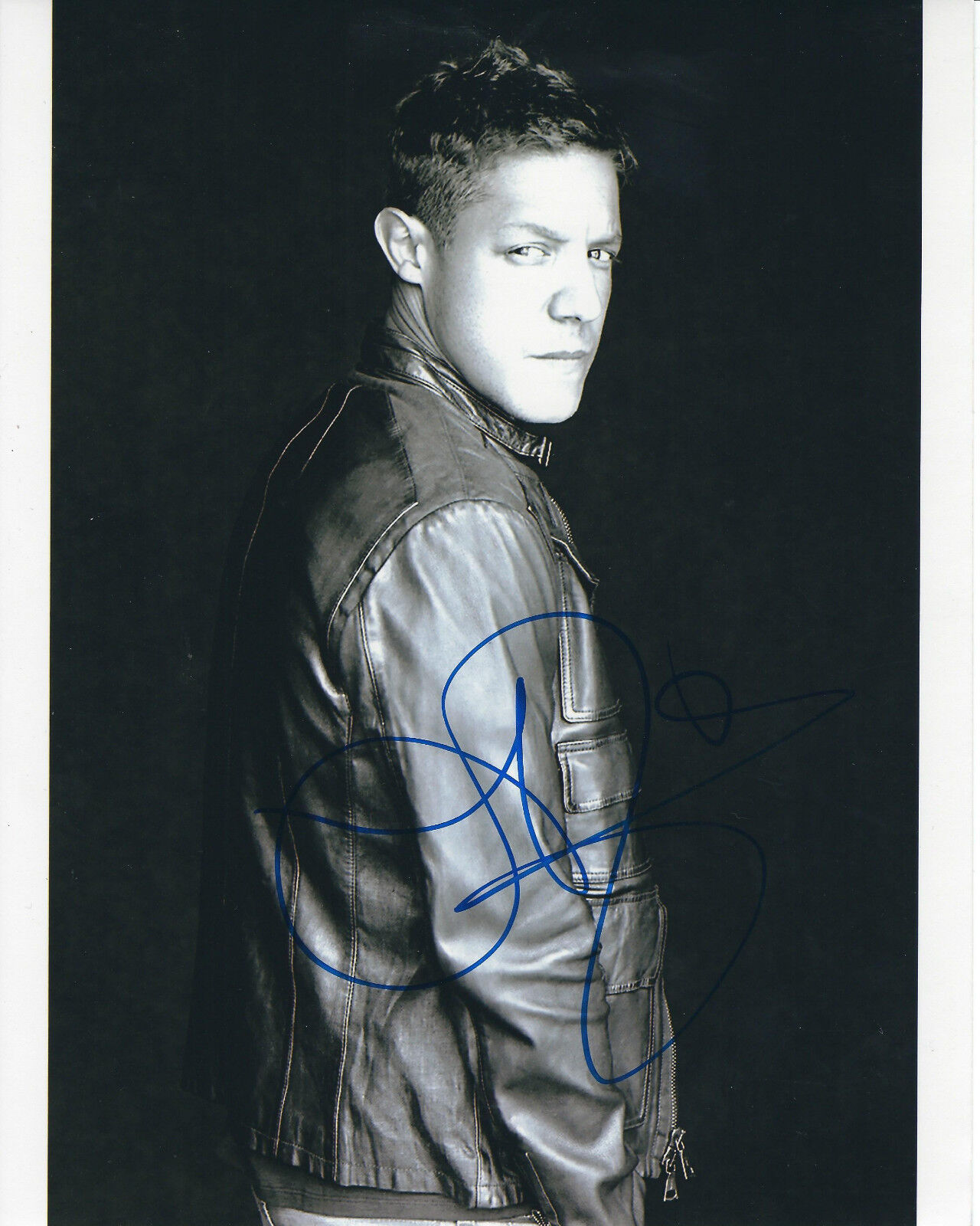 THEO ROSSI SONS OF ANARCHY AUTOGRAPHED Photo Poster painting SIGNED 8X10 #5 JUAN JUICE ORTIZ