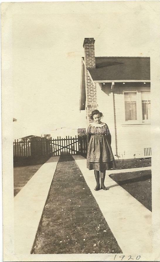 Found ANTIQUE Photo Poster painting bw REMOTE PORTRAIT Original GIRL Snapshot VINTAGE 012 20