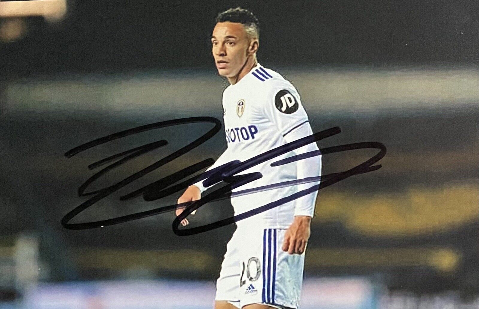 Rodrigo Genuine Hand Signed Leeds United 6X4 Photo Poster painting