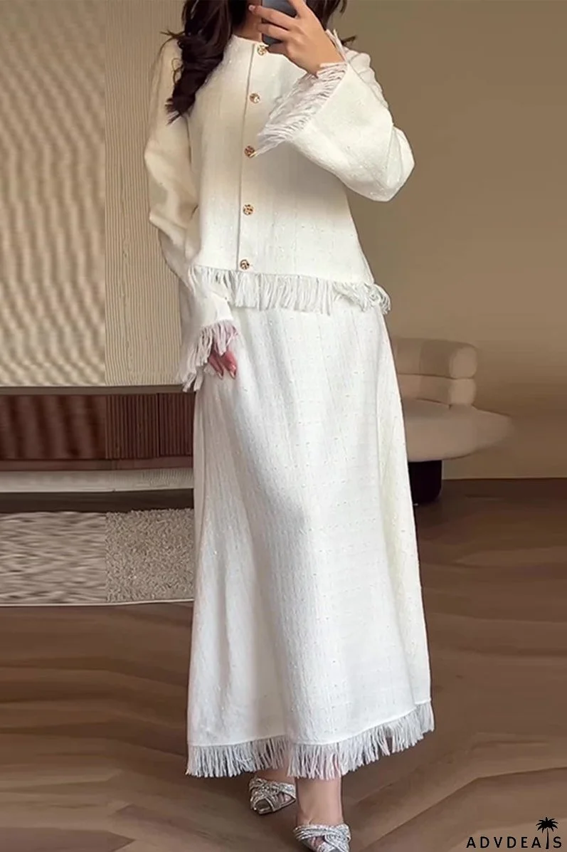 Elegant two-piece suit with fringe trim and buttons, O-neck and long sleeves