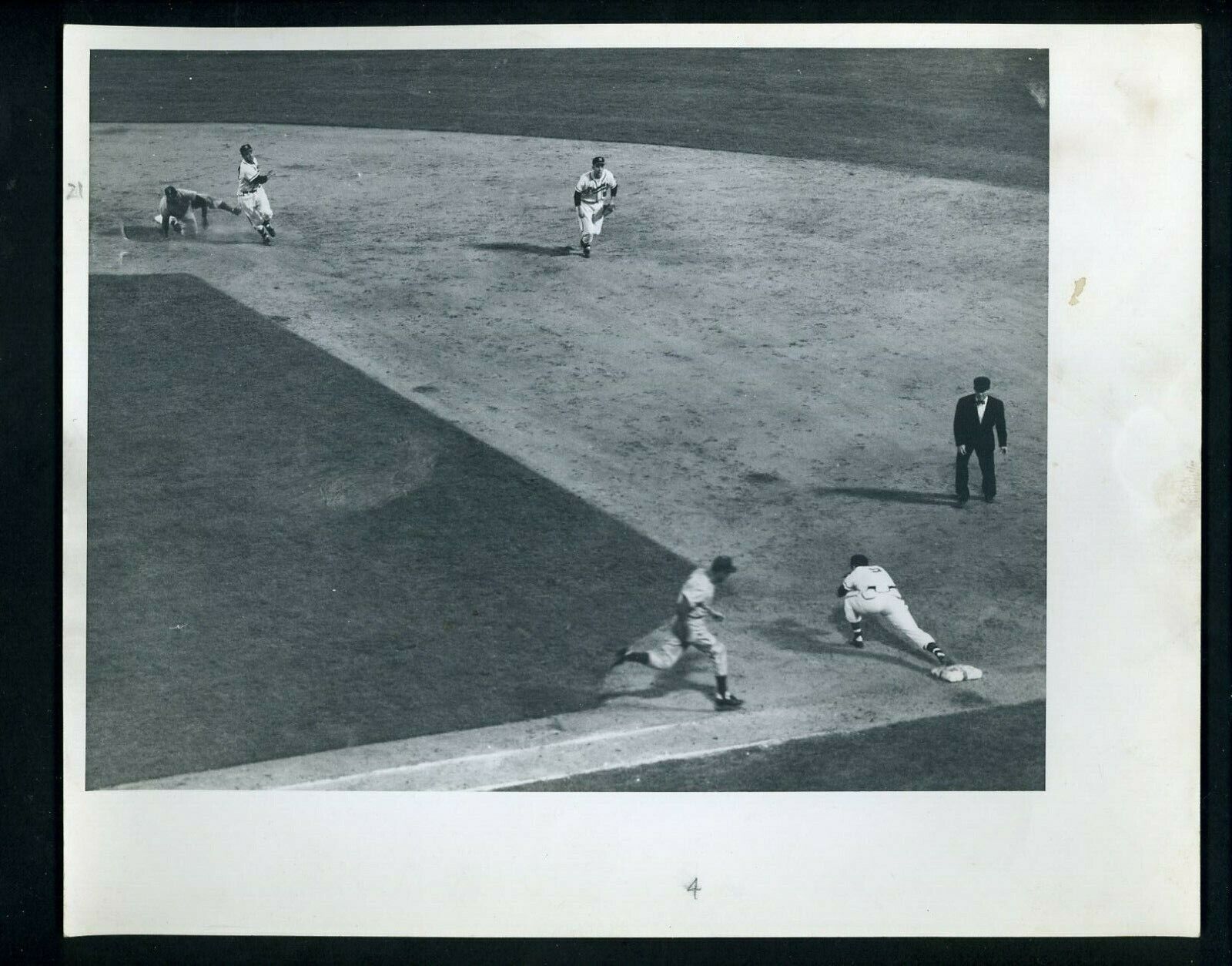 Milwaukee Braves vs Philles c 1950's Press Photo Poster painting Johnny Logan Dittmer Joe Adcock