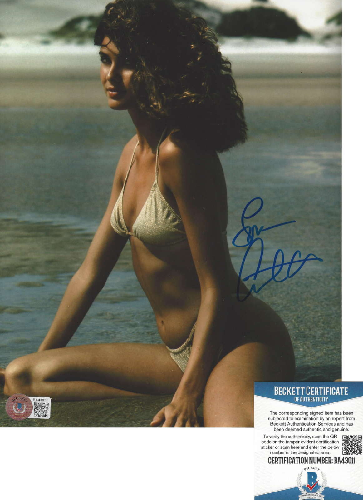 CAROL ALT SIGNED PLAYBOY SUPERMODEL & ACTRESS 8x10 Photo Poster painting E BECKETT COA BAS