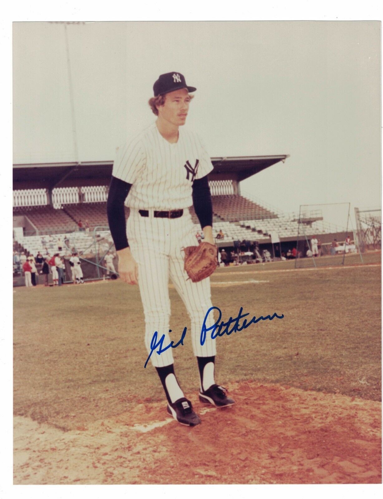 Gil Patterson New York Yankees Signed 8x10 Photo Poster painting W/Our COA