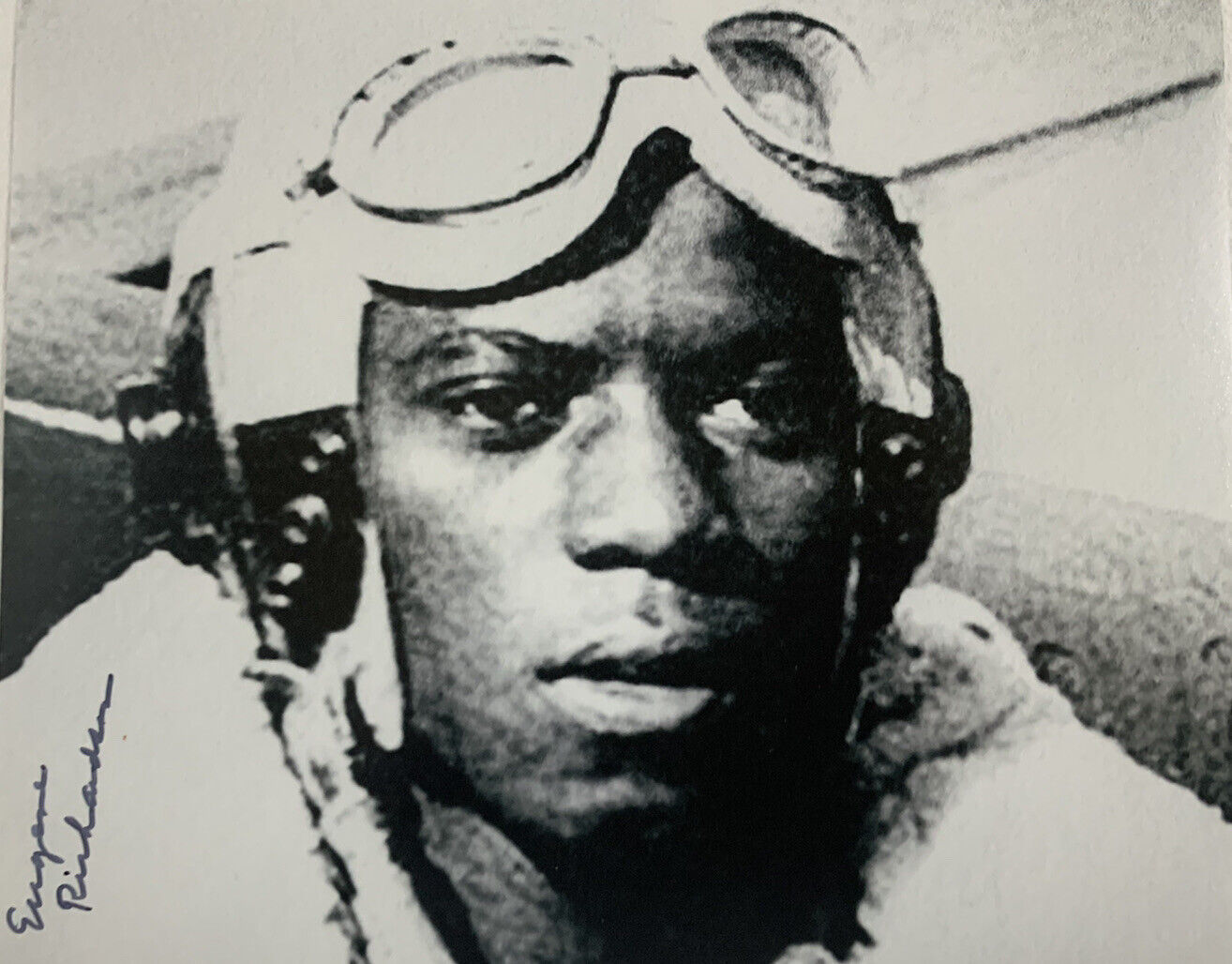 EUGENE RICHARDSON HAND SIGNED 8x10 Photo Poster painting TUSKEGEE AIRMEN AUTOGRAPH AUTHENTIC