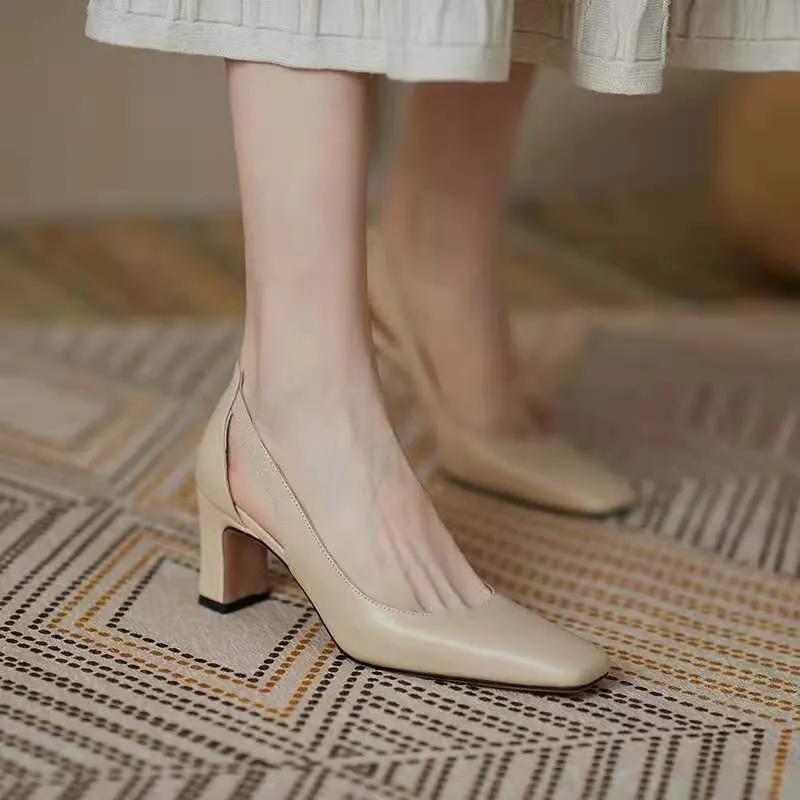 Churchf Churchf Spring / Summer 2024 Fashion Commuter Single Shoes Women's Thick Heel Women's Shoes Hollow Square Head Retro Fairy High Heels