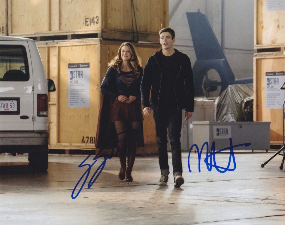Melissa Benoist & Grant Gustin (Supergirl Flash) signed 8X10 Photo Poster painting