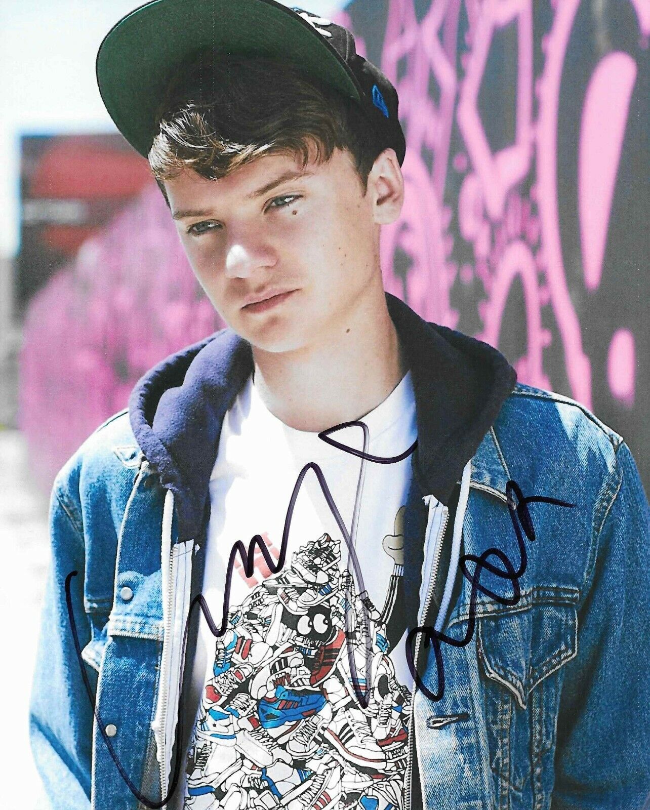 Conor Maynard autograph - signed Photo Poster painting