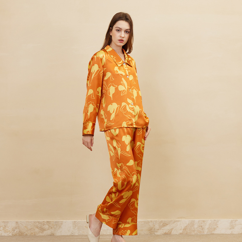 Pyjamas en soie pour femmes avec lapin imprimé- SOIE PLUS