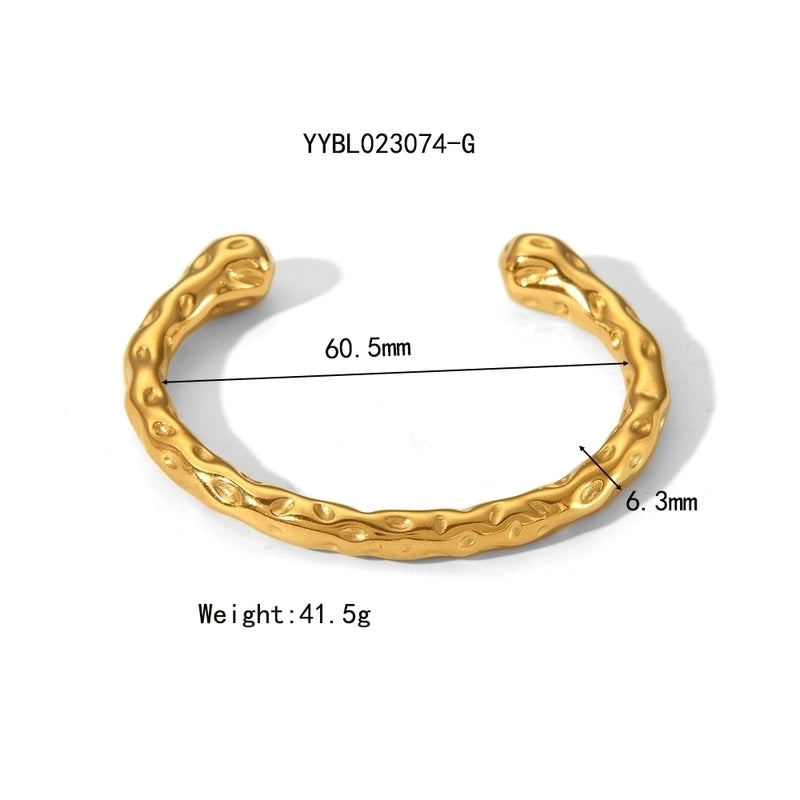 Vintage Style Romantic Minimalist C Shape 304 Stainless Steel 18K Gold Plated Bangle In Bulk