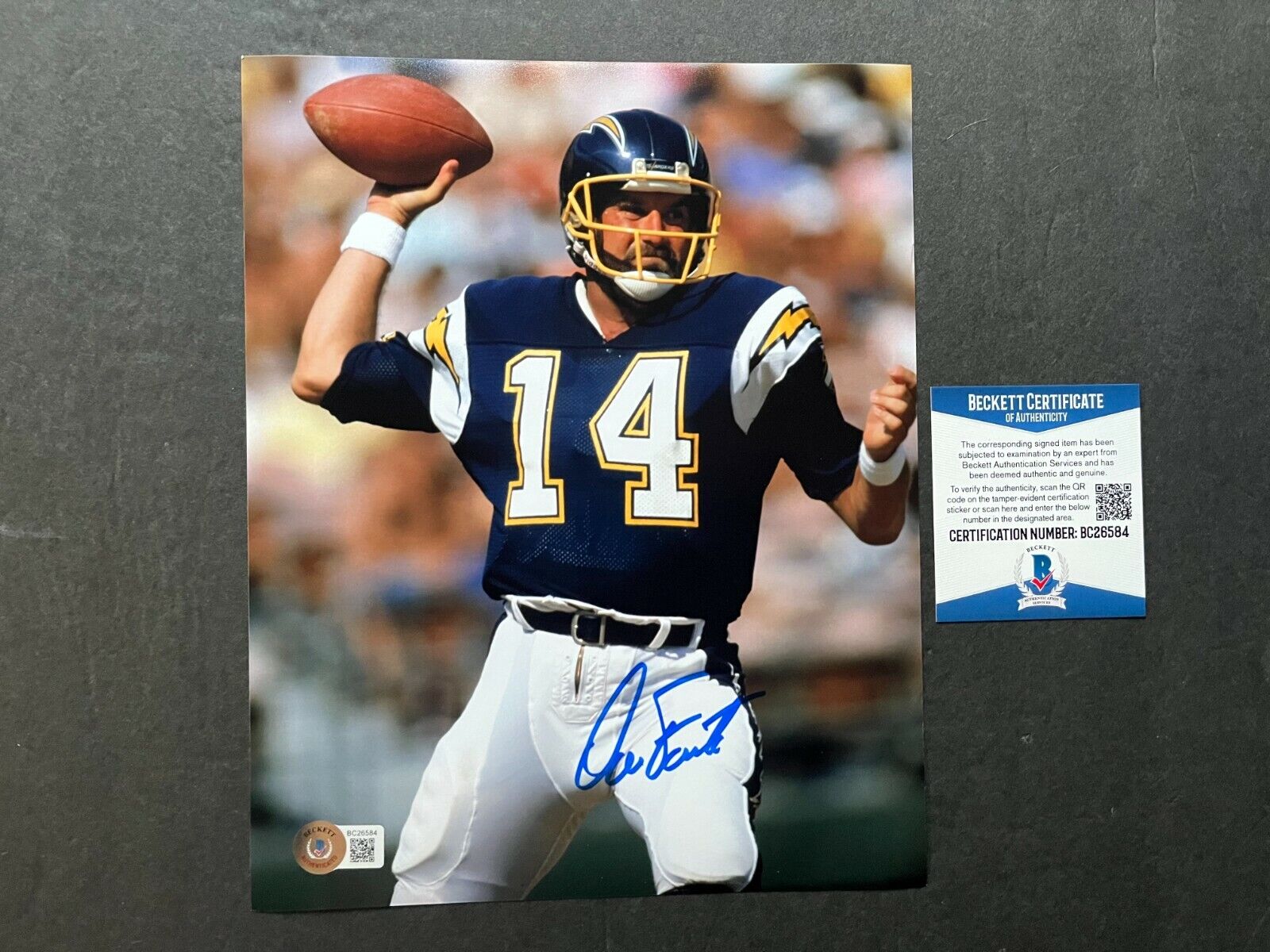 Dan Fouts Hot! signed autographed Chargers HOF Ducks 8x10 Photo Poster painting Beckett BAS Coa