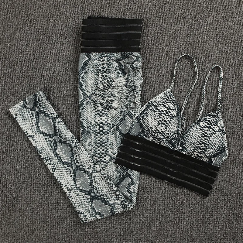Printed Fashion Fitness Gym 2 Piece Set Women Sexy Snake Elastic Tracksuit Sportswear Thin Soft Workout Bra and Leggings Set