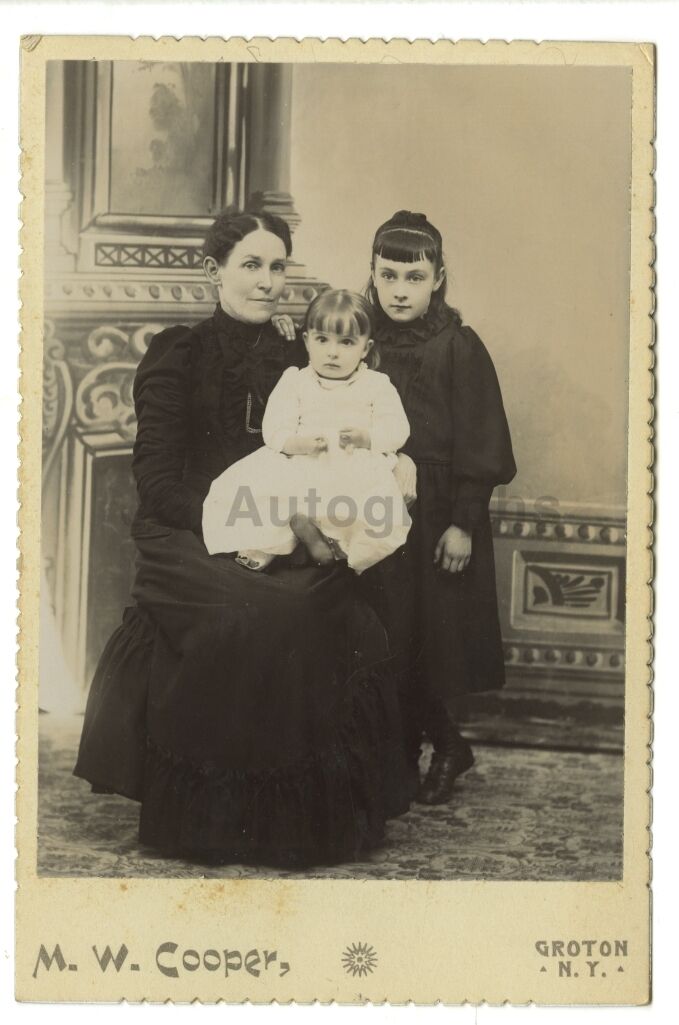 19th Century Fashion - Original 19th Century Cabinet Card Photo Poster painting - Groton, NY