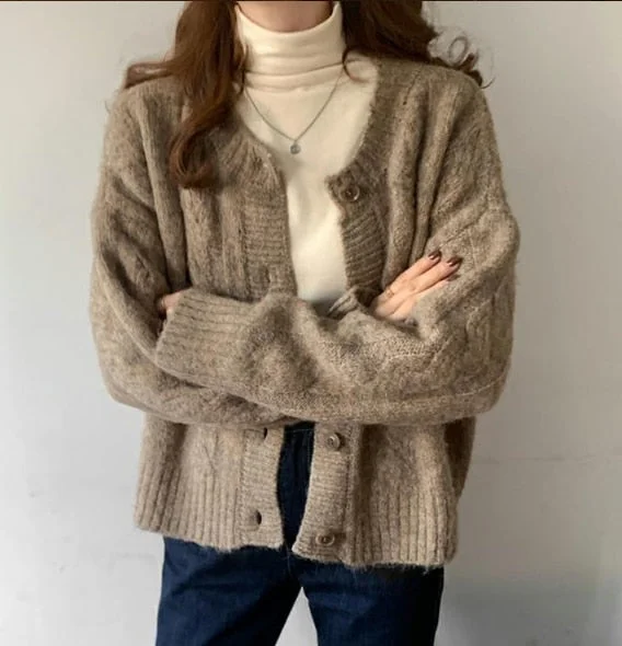 New Oversize Women's Sweaters Autumn Winter sweater Vintage buttons O Neck Cardigans Single Breasted Puff Sleeve Loose Cardigan