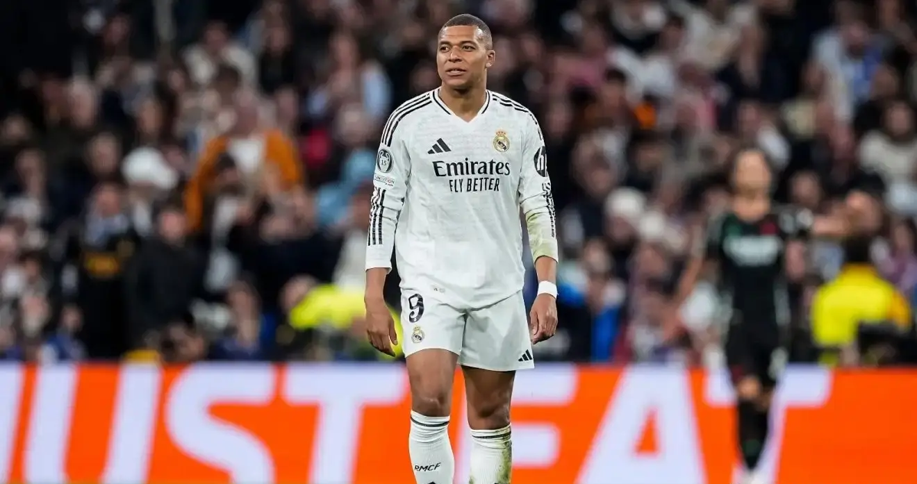 YITE|Courtois slams 'individual' Real Madrid teammates and secretly mocks Mbappe