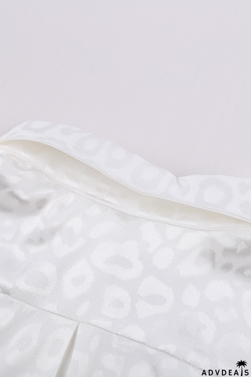 Turn-down Collar Embossed Button Shirt