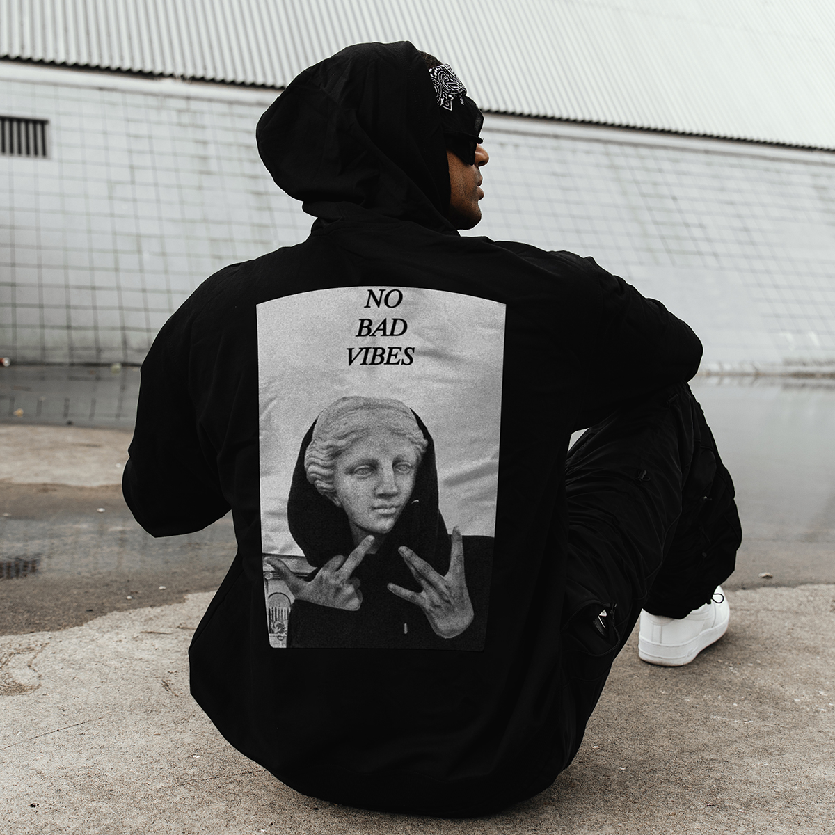 NO BAD VIBES Statue Graphic Casual Black Print Hoodie