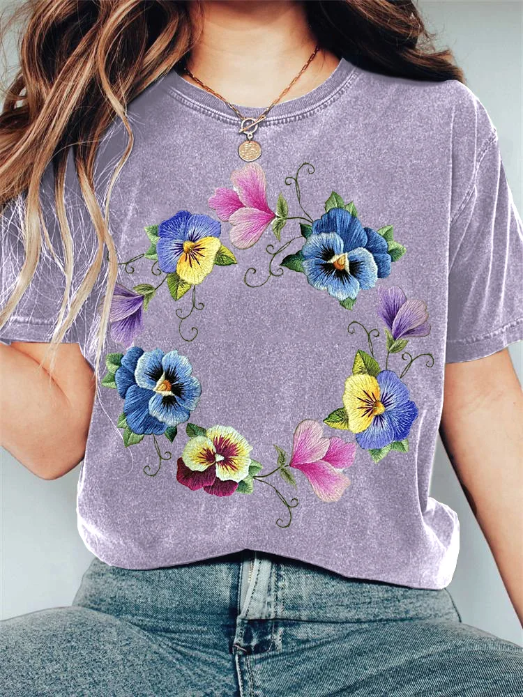 Pansy Flower Embroidery Pattern Casual T-Shirt