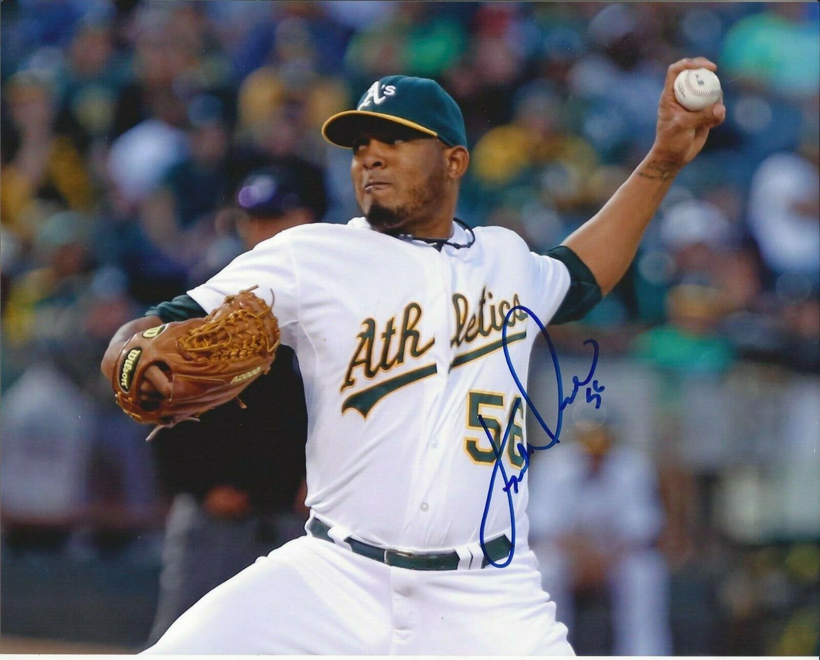 Fernando Abad autographed 8x10 Oakland Athletics#S861