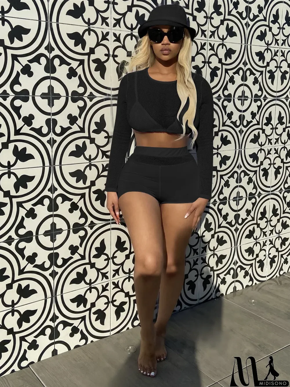 MidiSono - Solid Long Sleeve Breathable 2 Piece Shorts Set