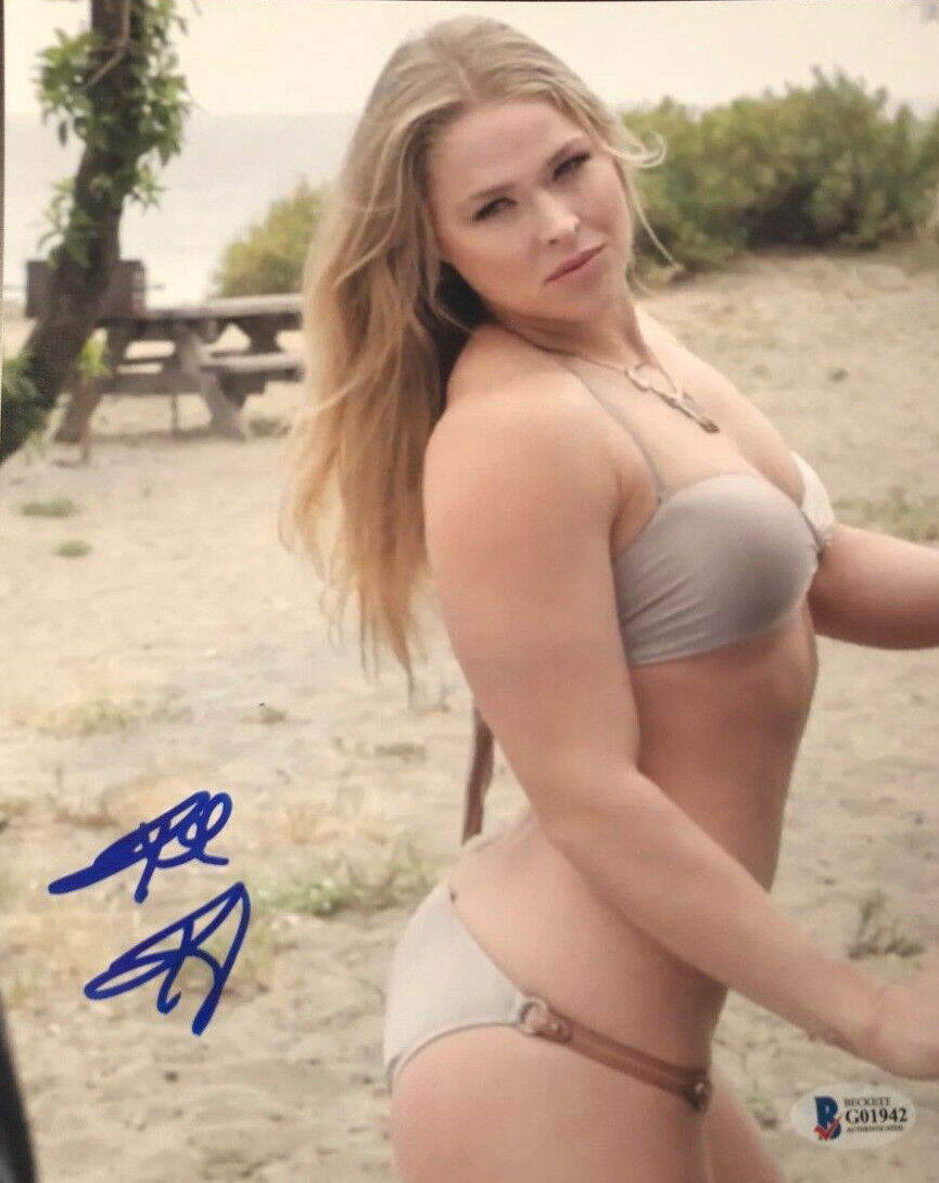 Ronda Rousey signed autographed 8x10 Photo Poster painting UFC BECKETT AUTHENTICATED WWE