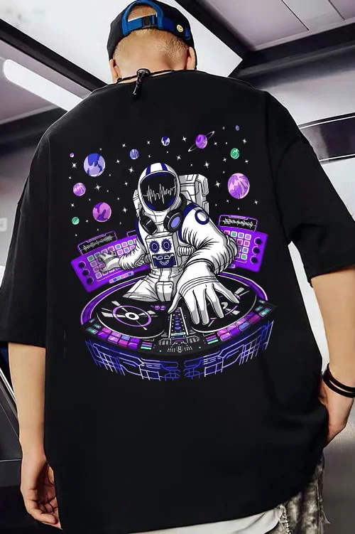 The Astronaut Graphic Printing Casual Men's T-shirt