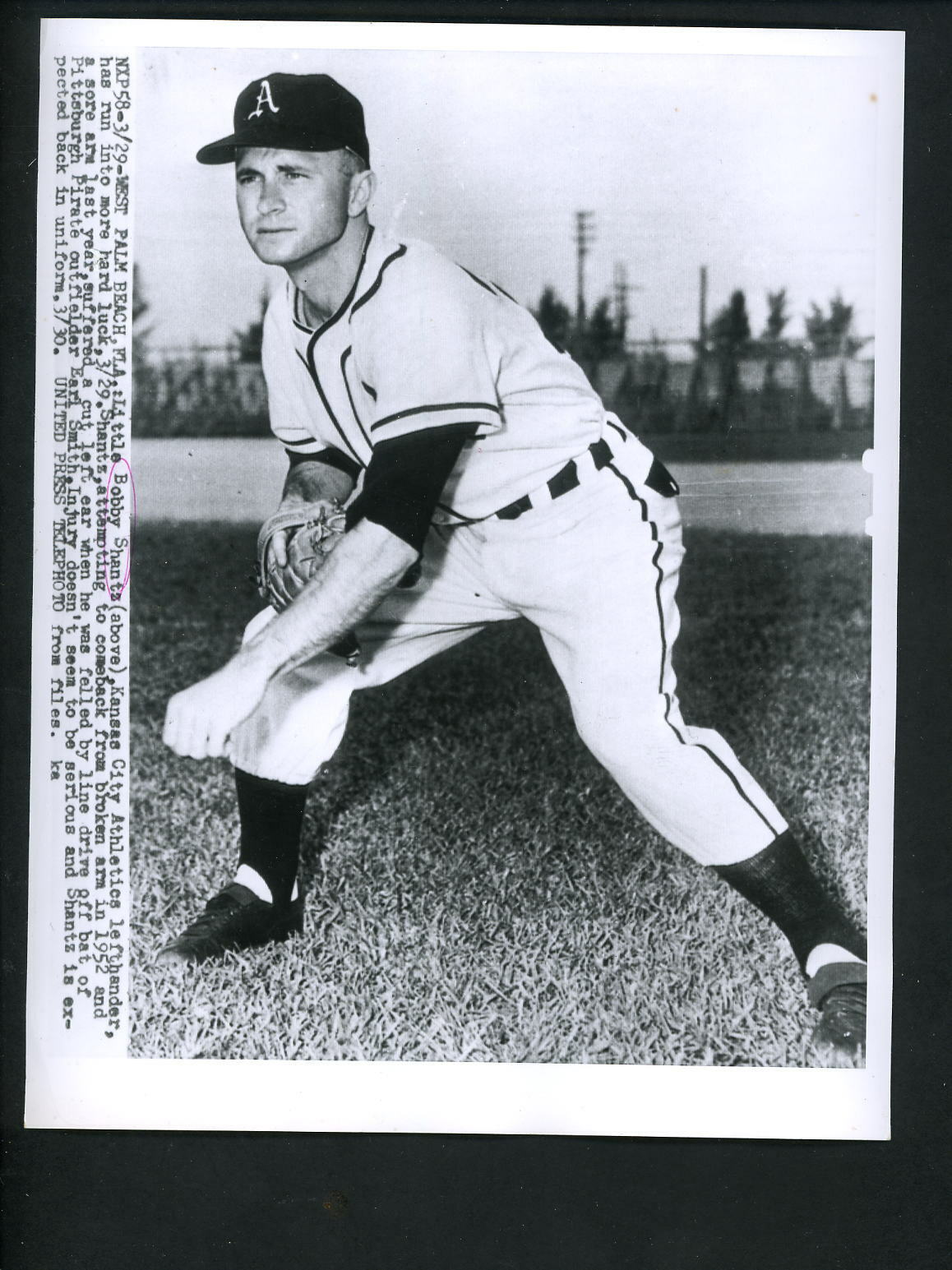 Bobby Shantz 1955 Press Photo Poster painting Kansas City Athletics