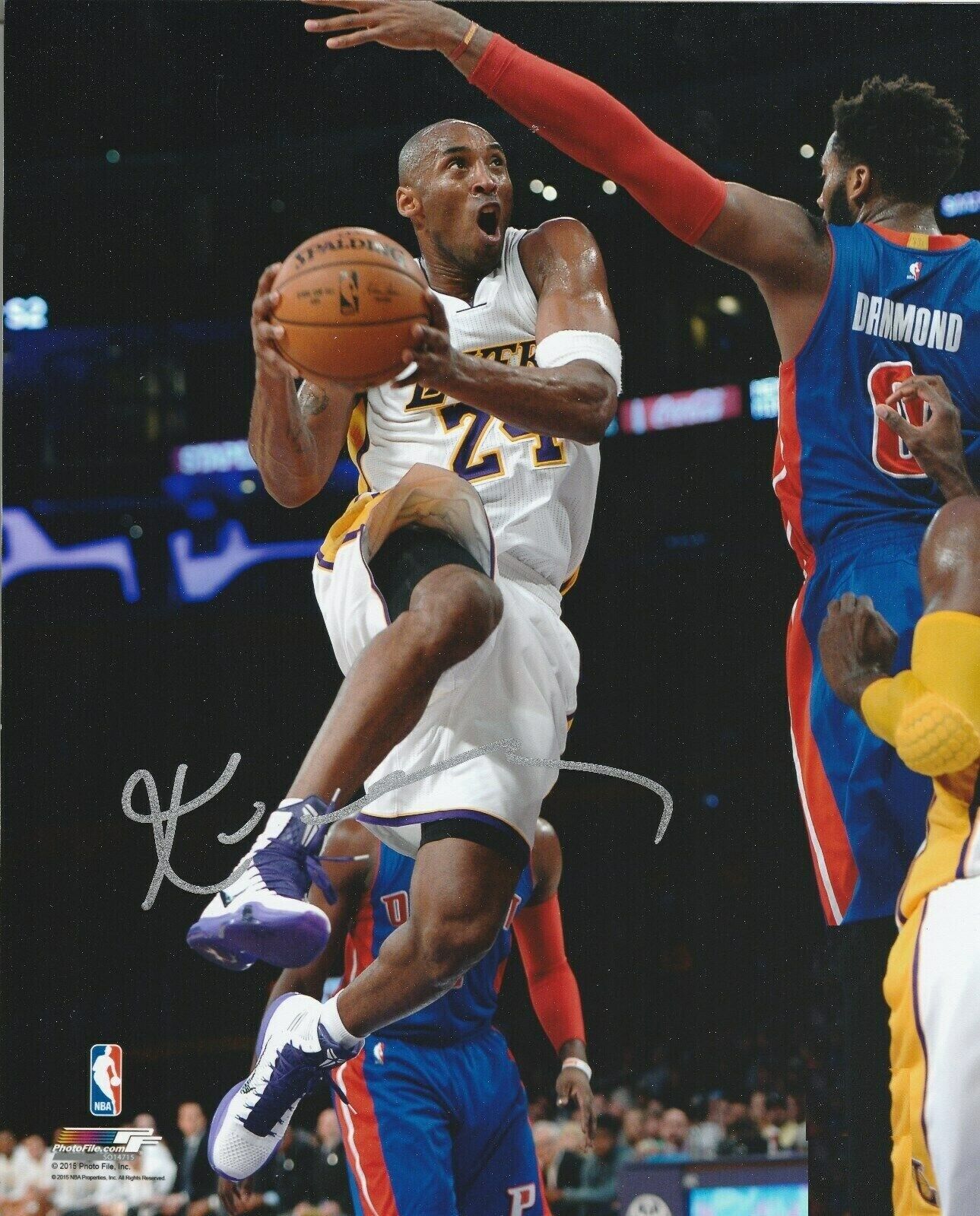 Kobe Bryant Autographed Signed 8x10 Photo Poster painting ( HOF Lakers ) REPRINT