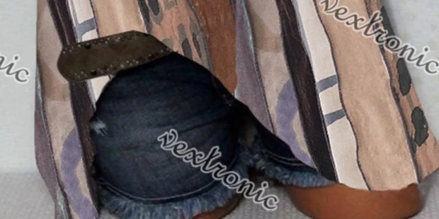 Women Half Sleeve V-neck Solid Color Dress