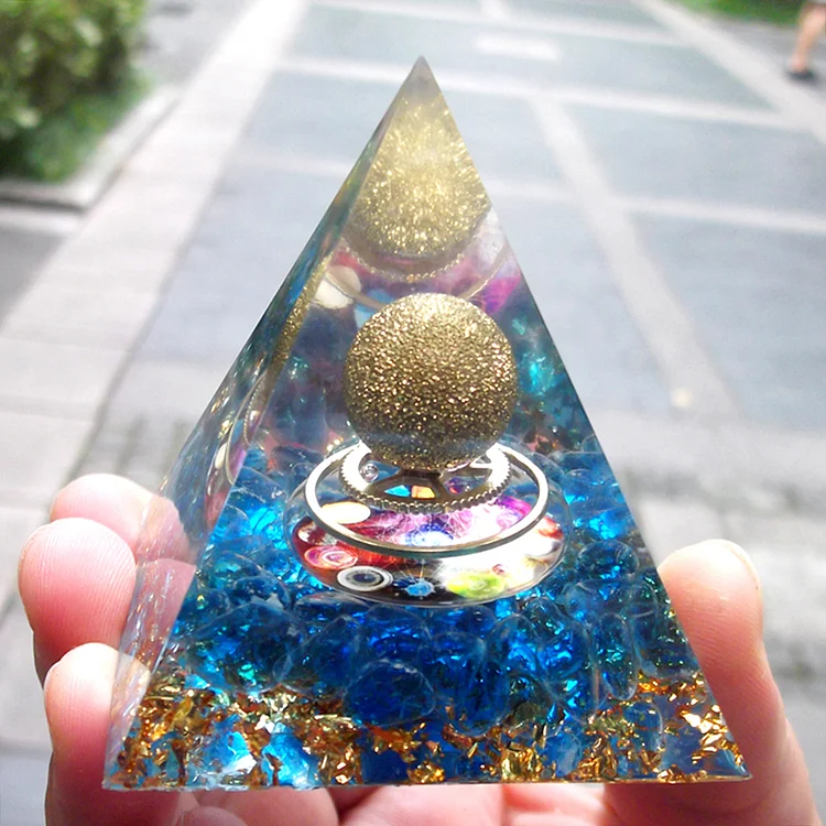Orgonite Pyramid Amethyst Peridot Healing Crystal Art Energy Generator (B)