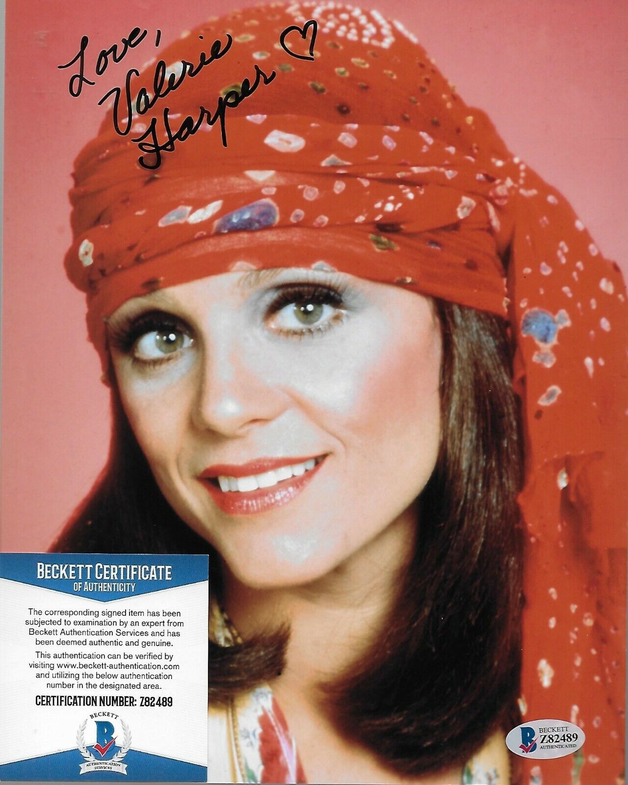 Valerie Harper (1939-2019) Rhoda Original Signed 8X10 Photo Poster painting w/Beckett COA #2