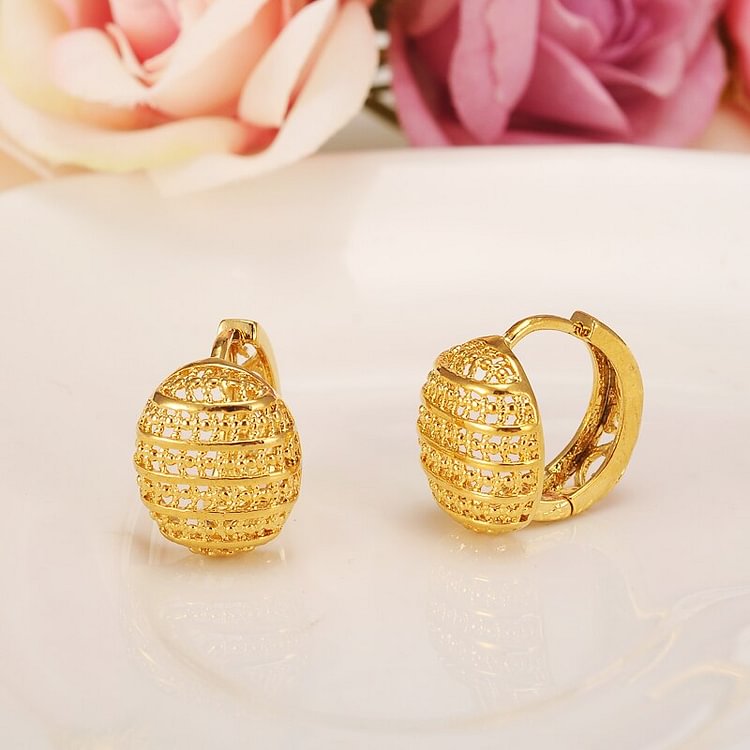 24K 1 pairs   Fashion Jewelry Geometric clip Earrings for Women Gold Twisted Cross Earring