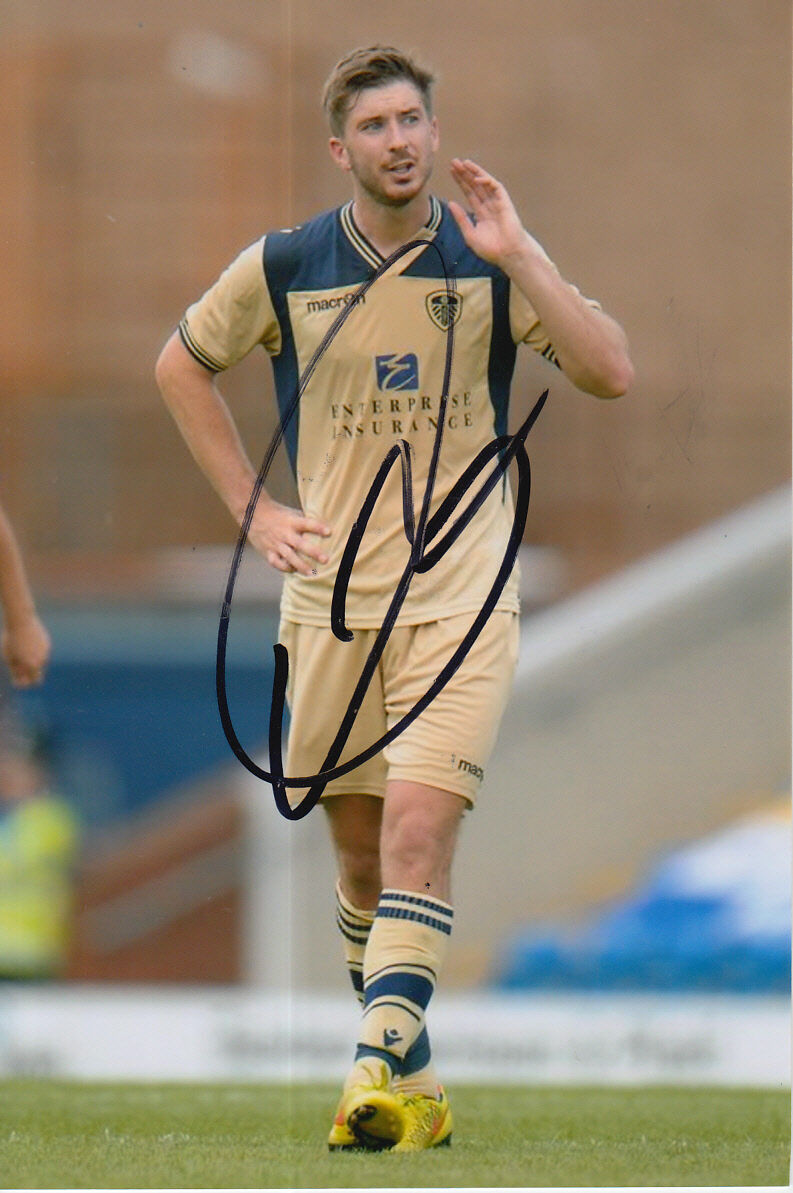 LEEDS UNITED HAND SIGNED LUKE MURPHY 6X4 Photo Poster painting 1.