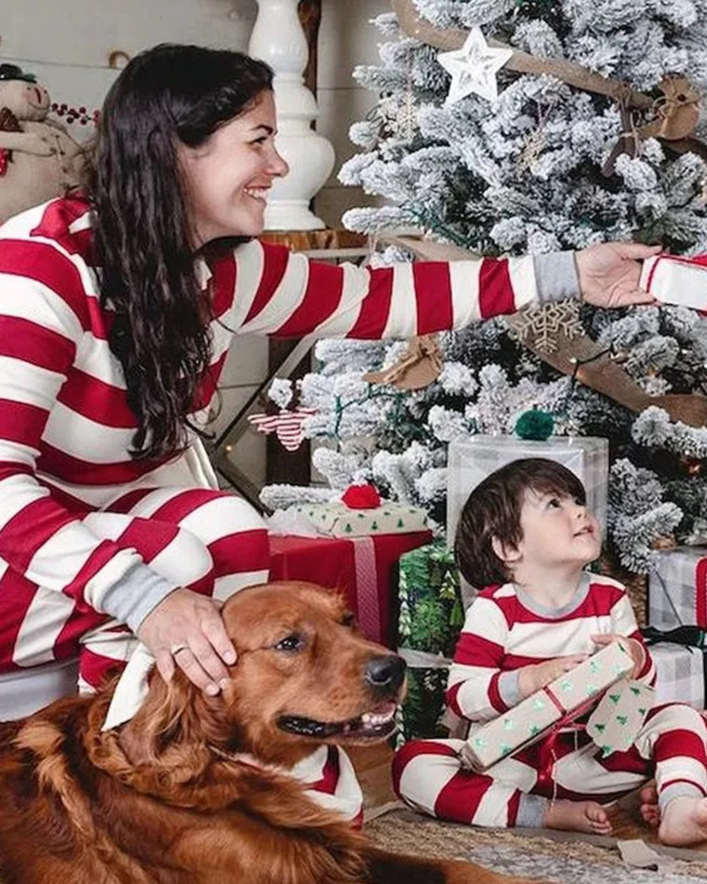 Red White plaid print Christmas family pajamas