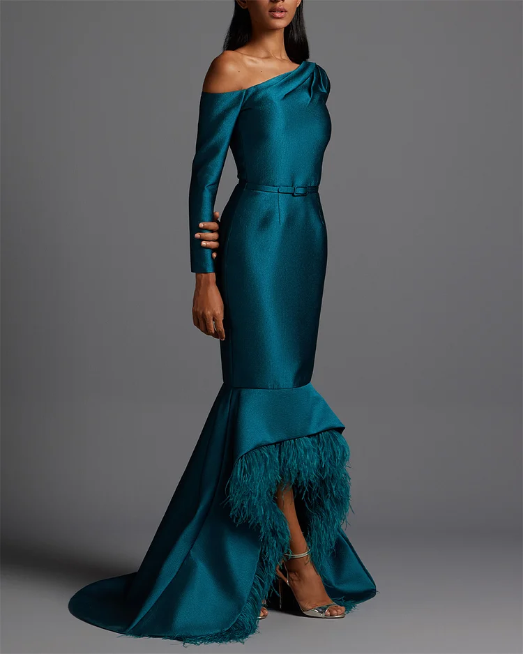 Women's Solid Color Irregular Hem Feather Decoration Dress