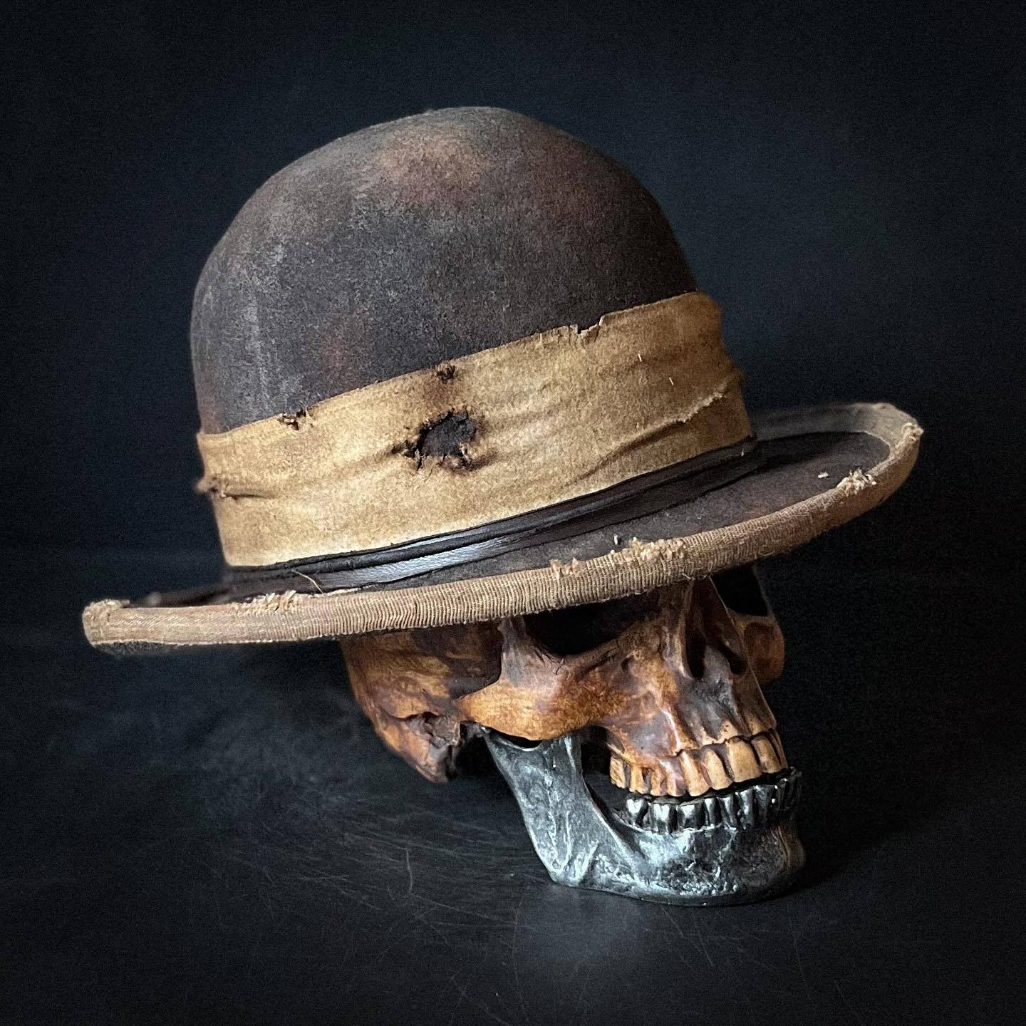 Outlaw on the Run-Vintage-Style Distressed Felt Bucket Hat
