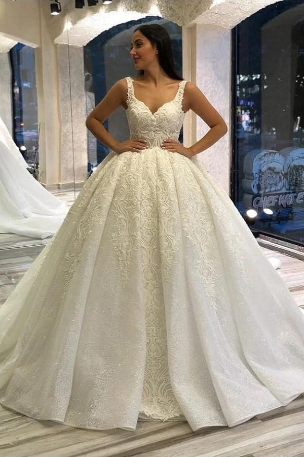 Daisda Elegant Sweetheart Spaghetti-Straps Backless Ball Gown Wedding Dress With Appliques Lace Sequins
