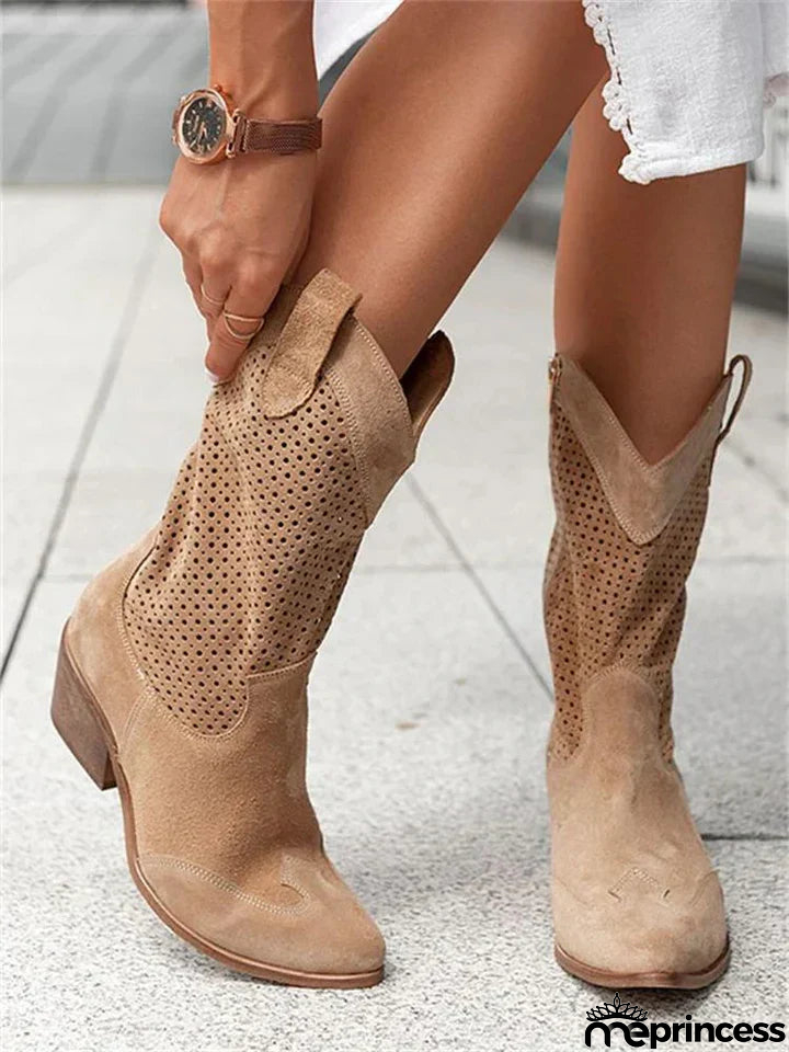 Fashionable and Effortless general Boots