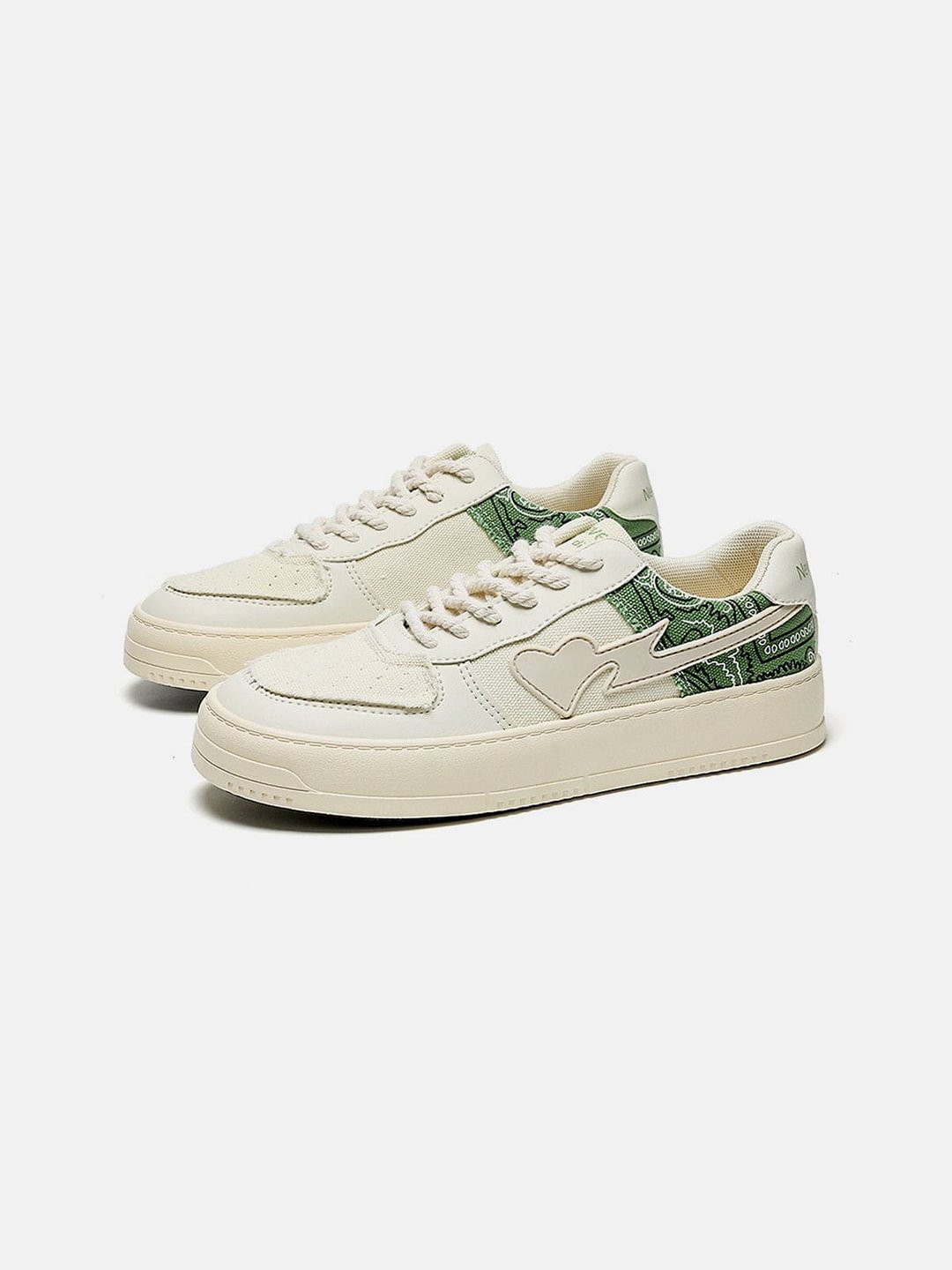 Caring Cashew Flower Graphic Casual Shoes