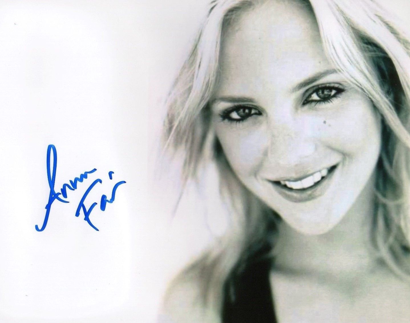 ANNA FARIS AUTOGRAPHED SIGNED A4 PP POSTER Photo Poster painting PRINT 8