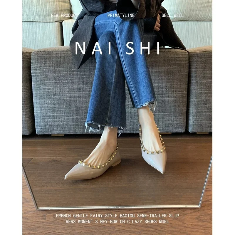 Breakj Breakj Tip-Tip Flat Shoes Small Heightened Rivet Patent Leather 2025 New French Temperament Large-Size Single Shoes