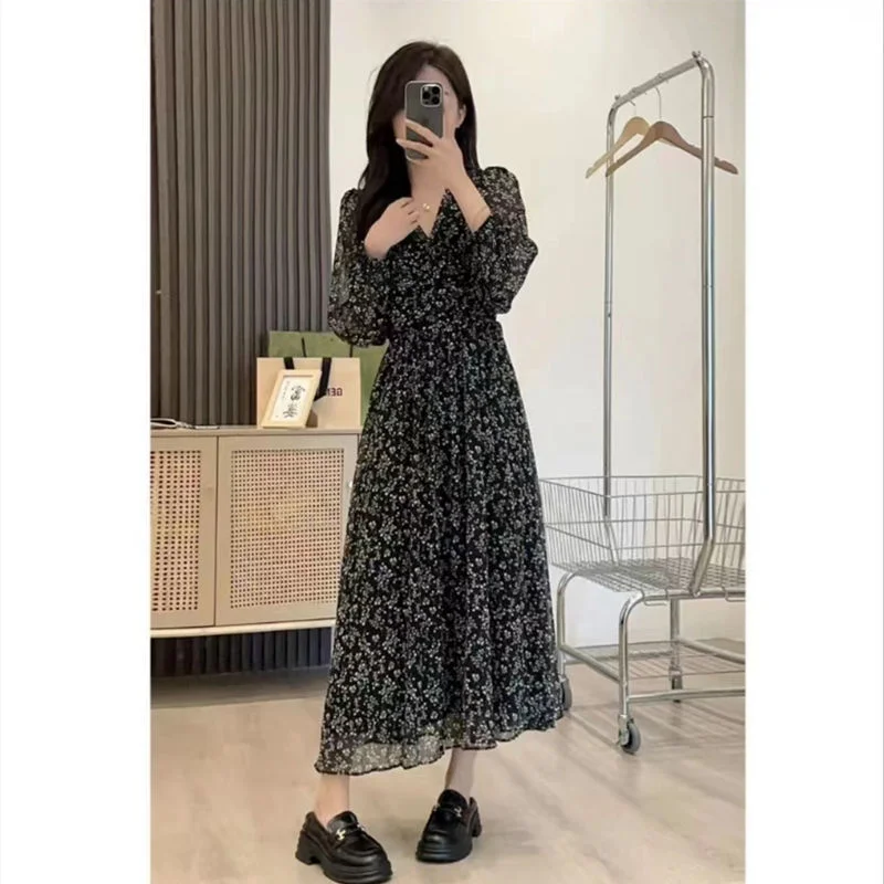 Toloer Toloer Chiffon Floral Long-Sleeved Dress Female 2024 Summer New Feeling Waist Show Thin Black Long Skirt-Outfit Ideas
