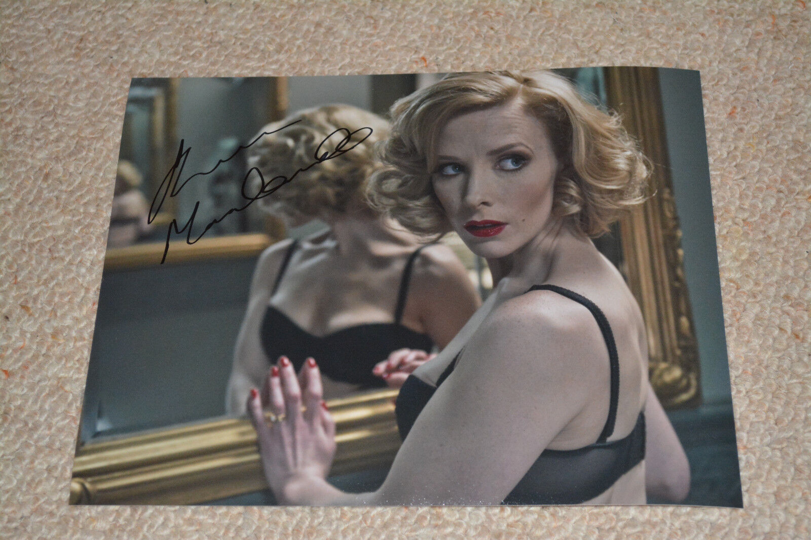 SHAUNA MACDONALD signed autograph In Person 8x10 (20x25 cm) FILTH