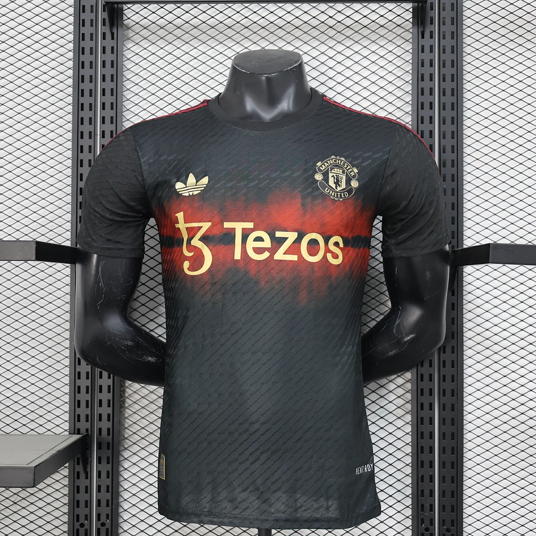 2025/26 Player Version Manchester United Training 02 Football Jersey